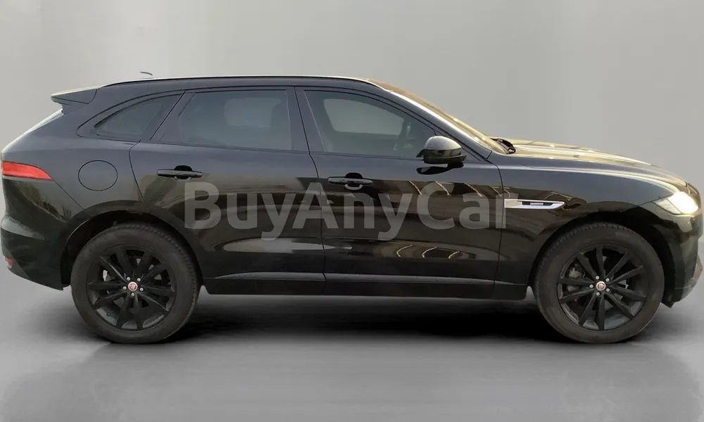 Vehicle photo 3