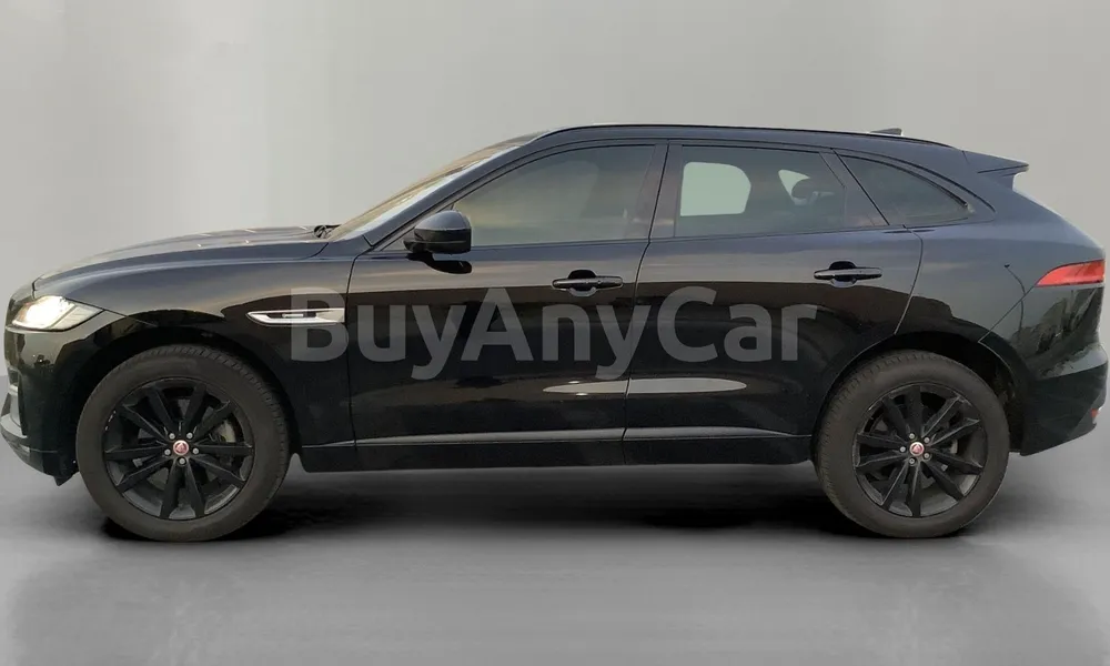 Vehicle photo 4