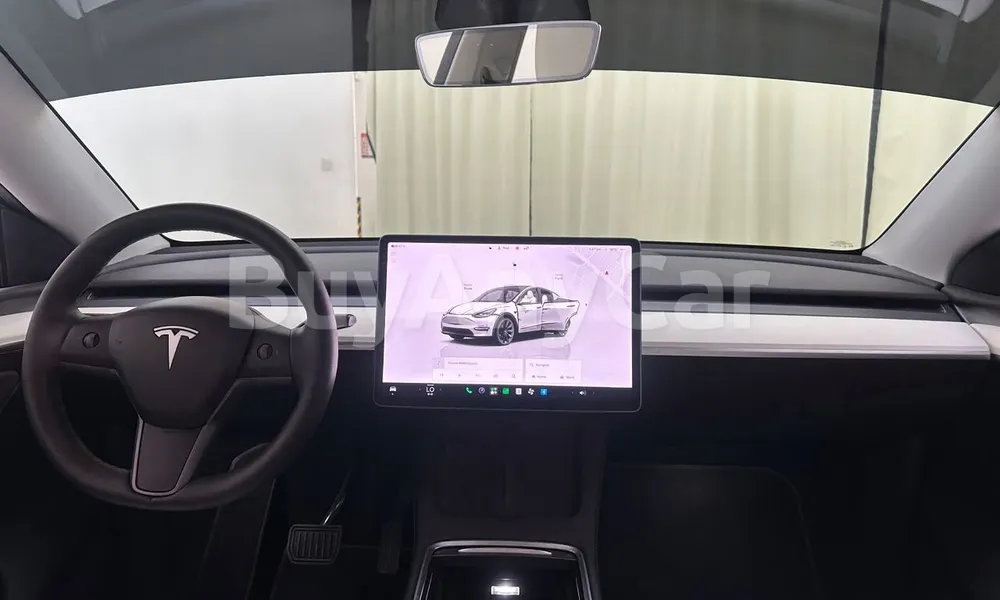 Vehicle photo 5