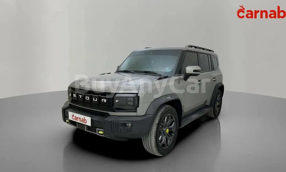Vehicle photo 8