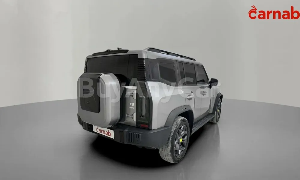 Vehicle photo 9