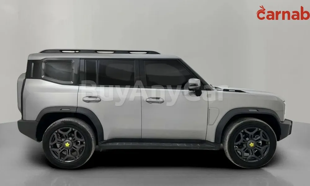 Vehicle photo 3