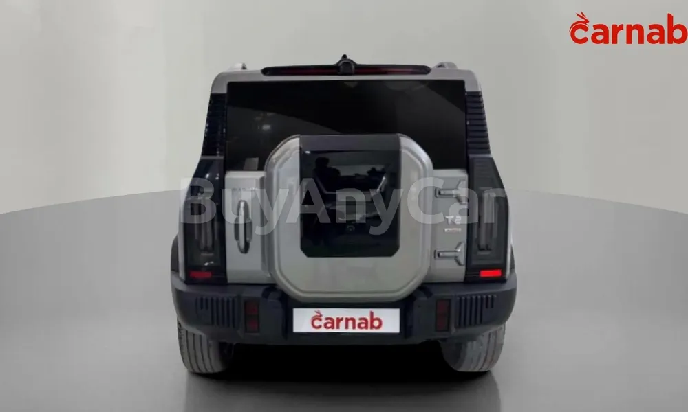 Vehicle photo 2