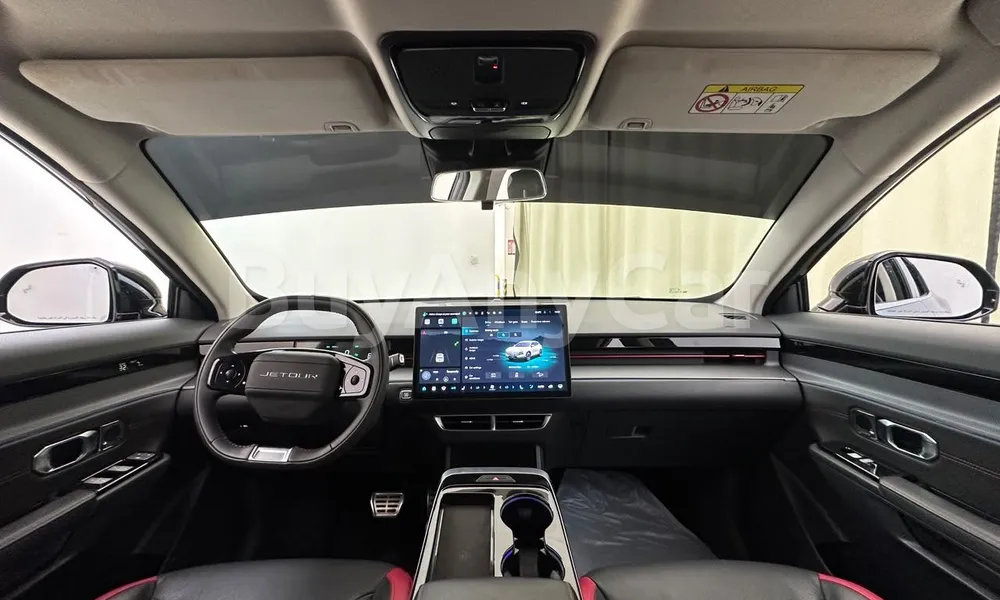 Vehicle photo 6