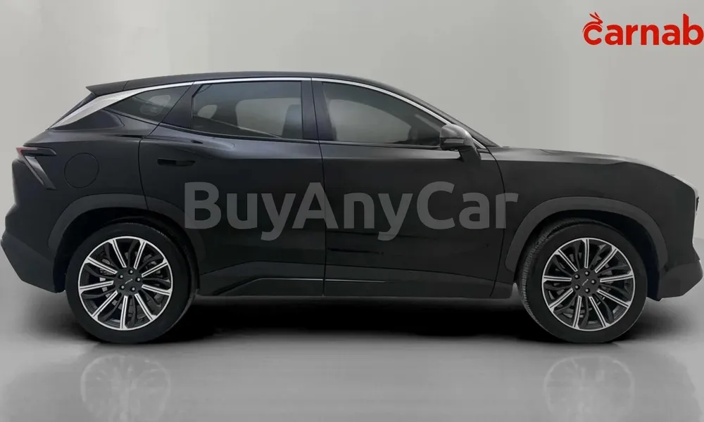Vehicle photo 3