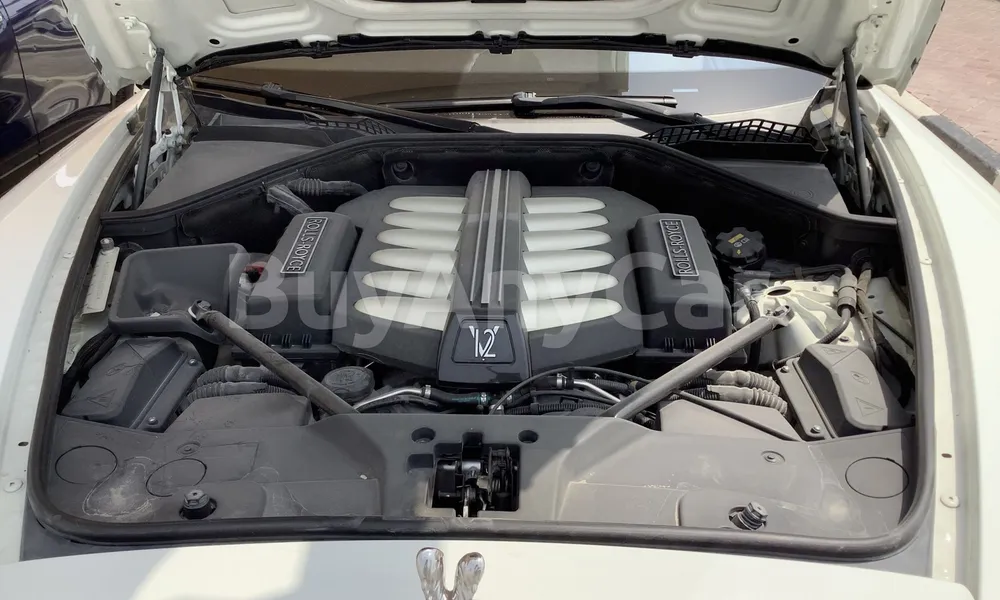Vehicle photo 6