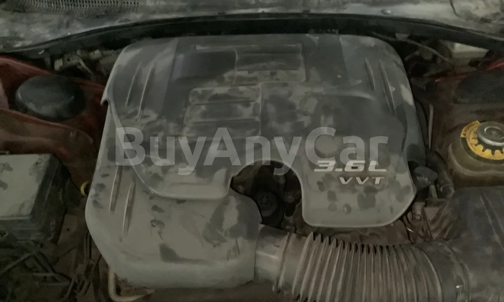 Vehicle photo 6