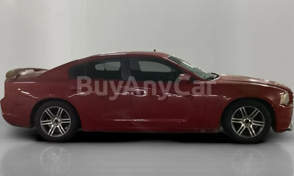 Vehicle photo 3