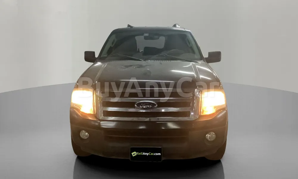Vehicle photo 1