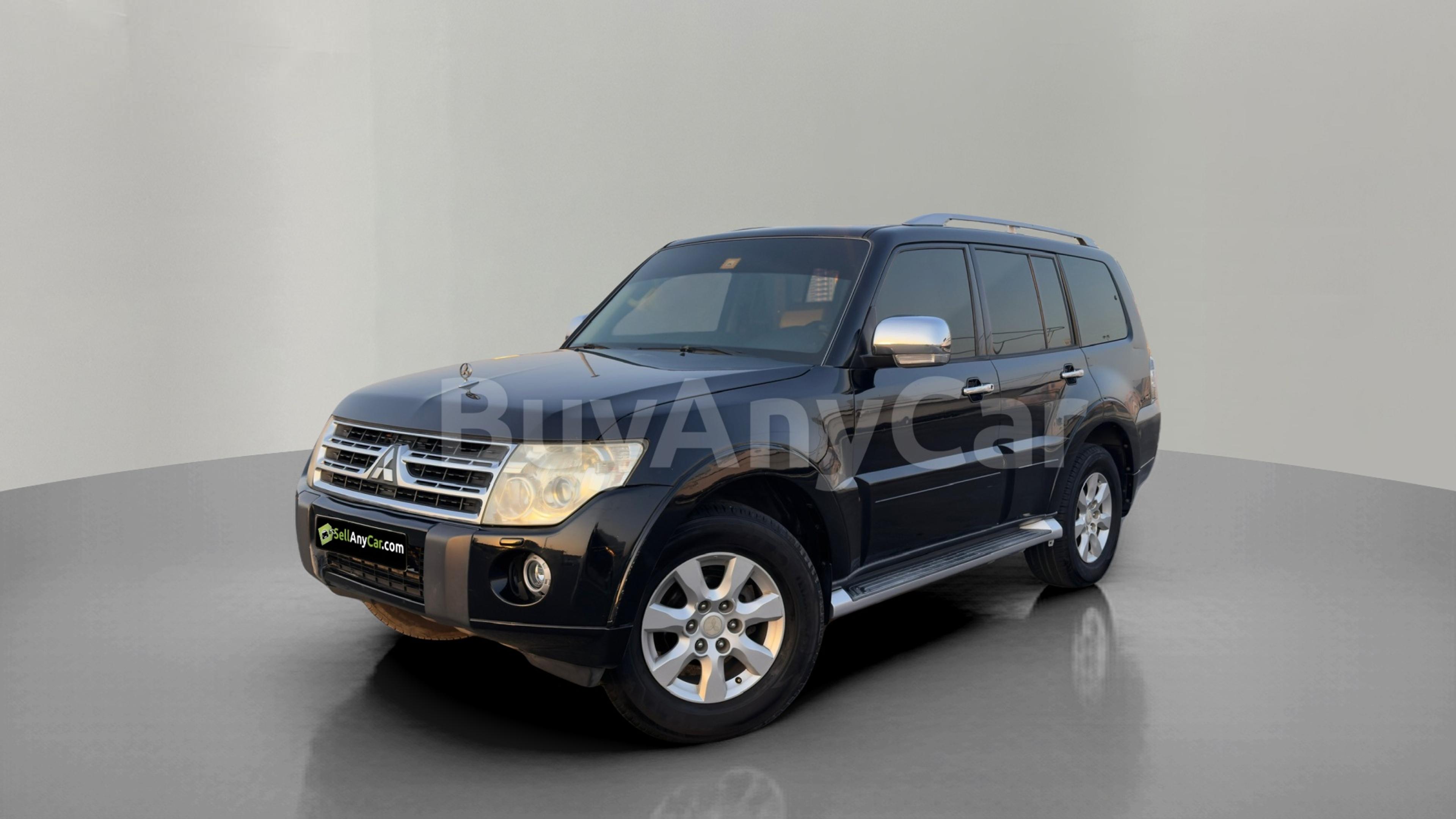 2010 Mitsubishi Pajero