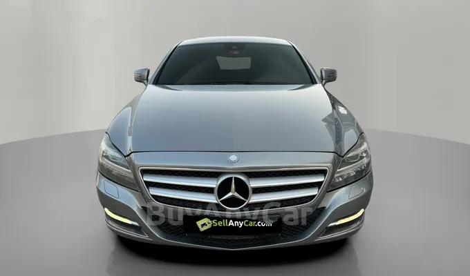 carsDetail