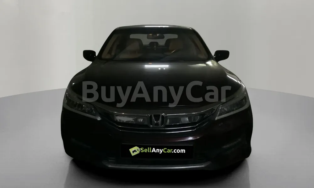 Vehicle photo 1