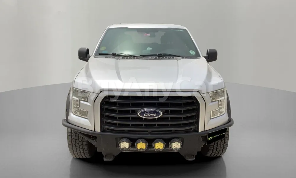 Vehicle photo 1