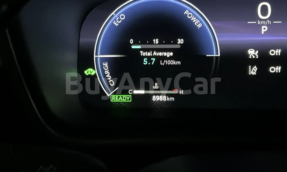 Vehicle photo 6