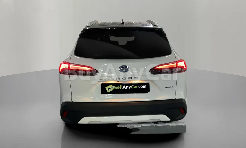 Vehicle photo 2