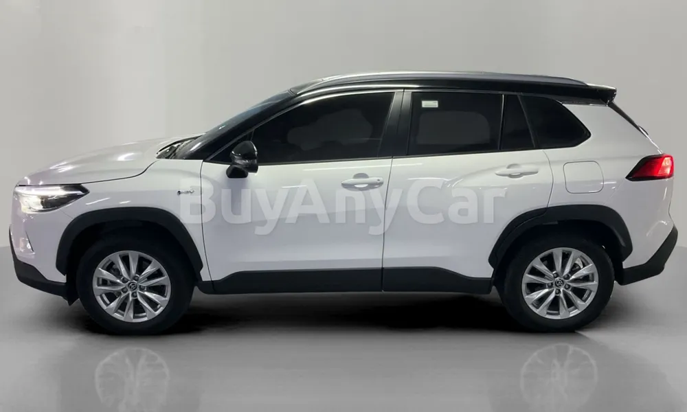 Vehicle photo 4