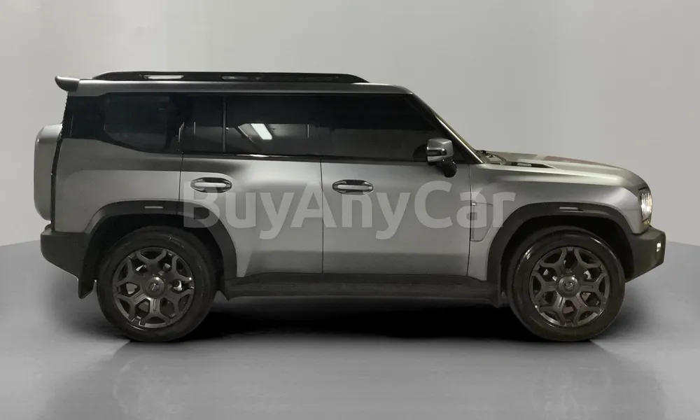 Vehicle photo 3