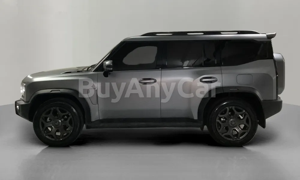Vehicle photo 4