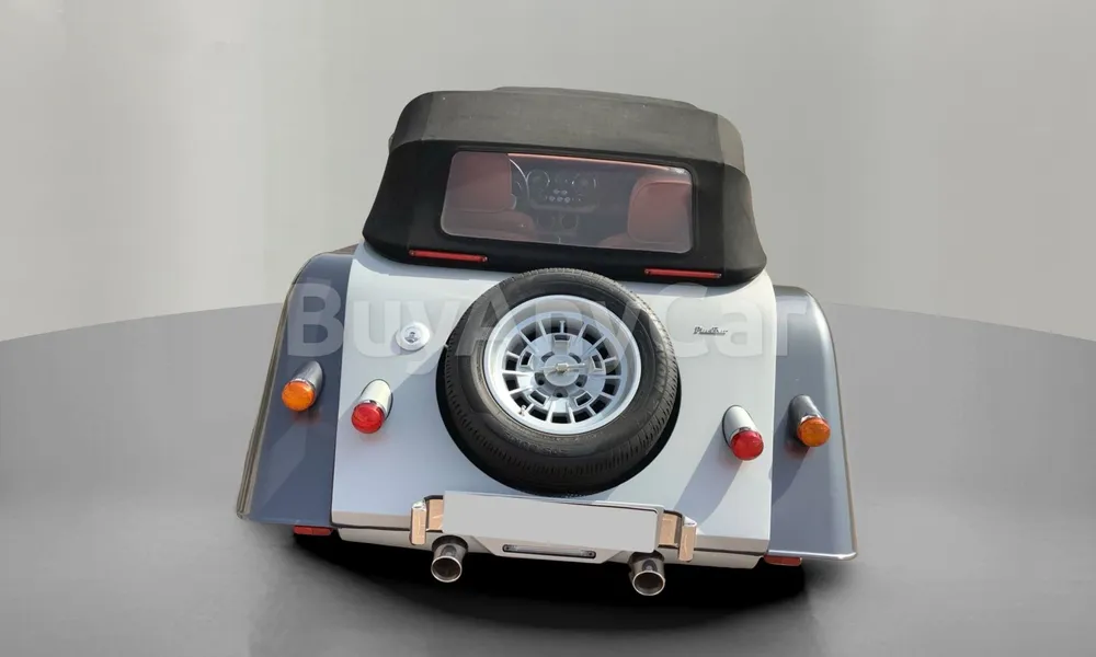 Vehicle photo 2