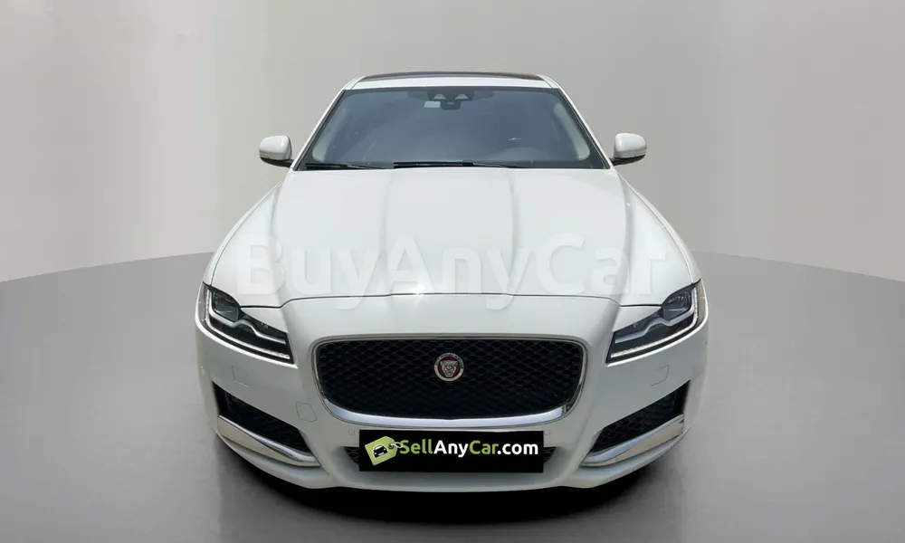 Vehicle photo 1