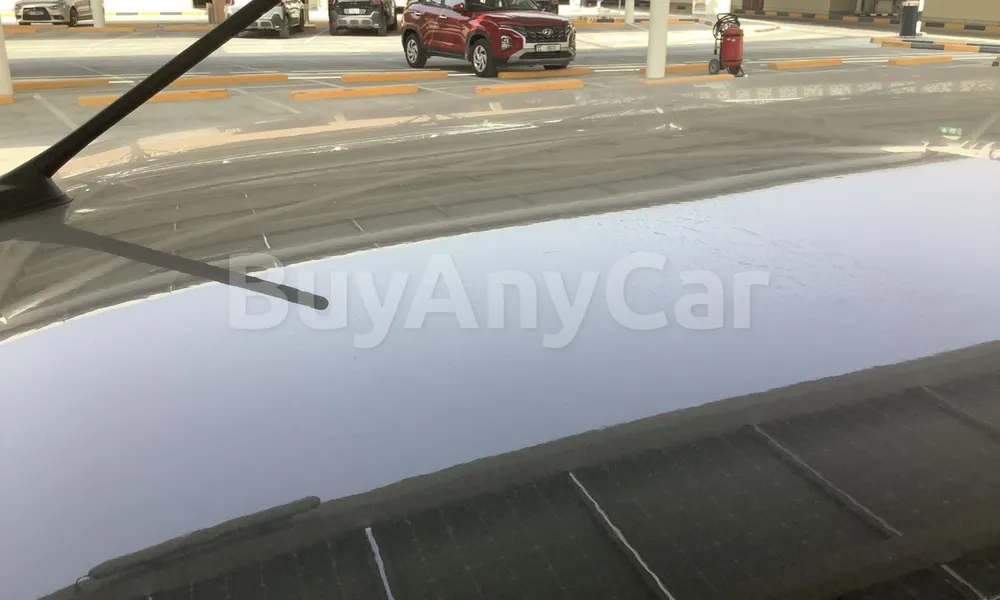 Vehicle photo 5
