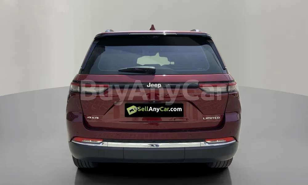 Vehicle photo 2