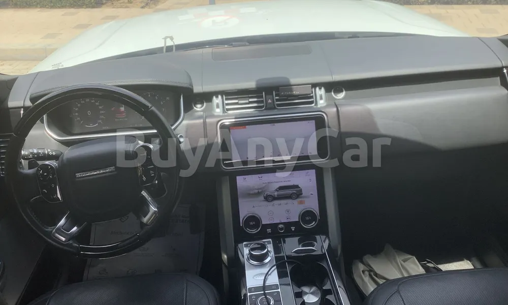 Vehicle photo 9