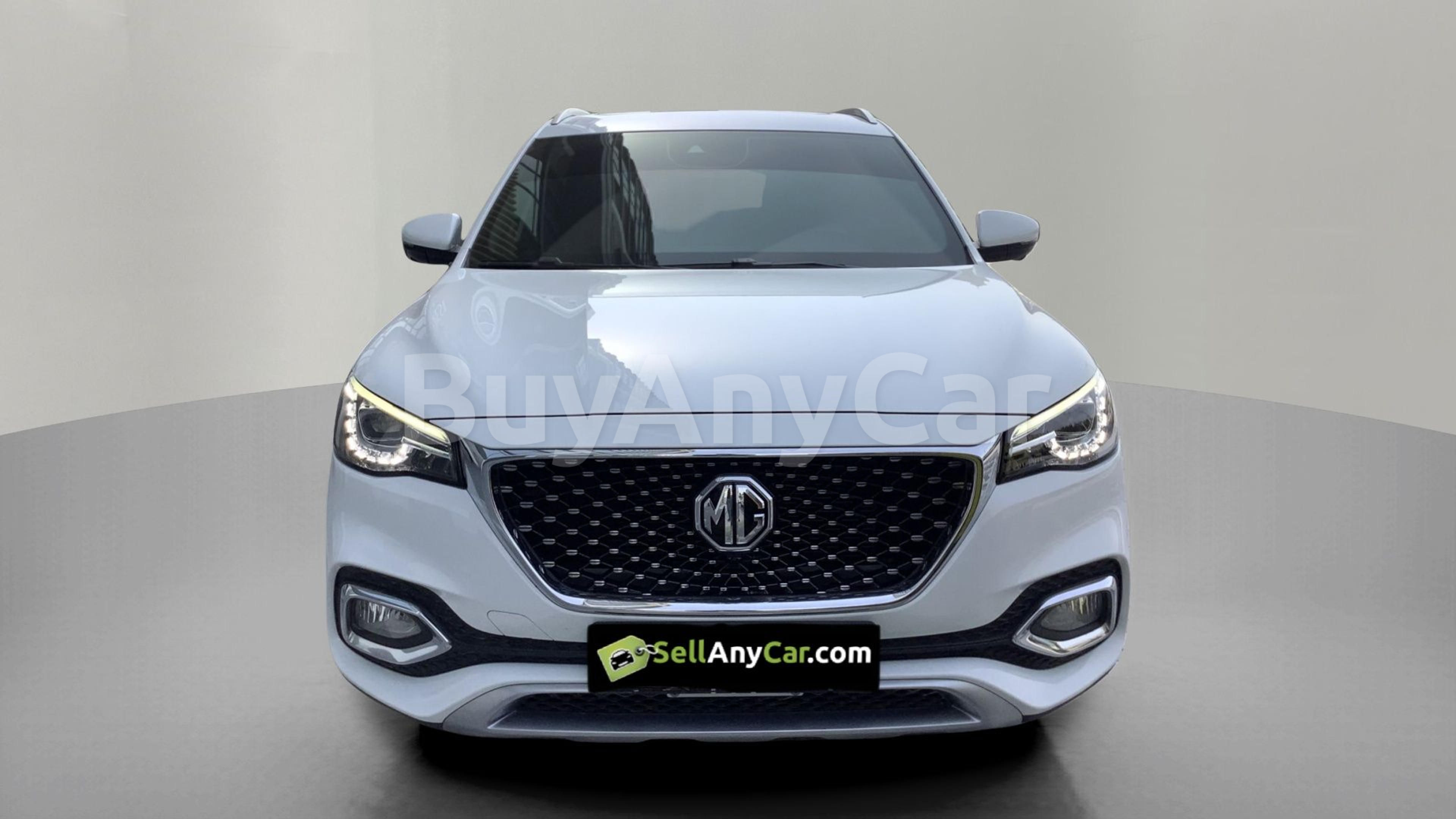 2022 MG HS