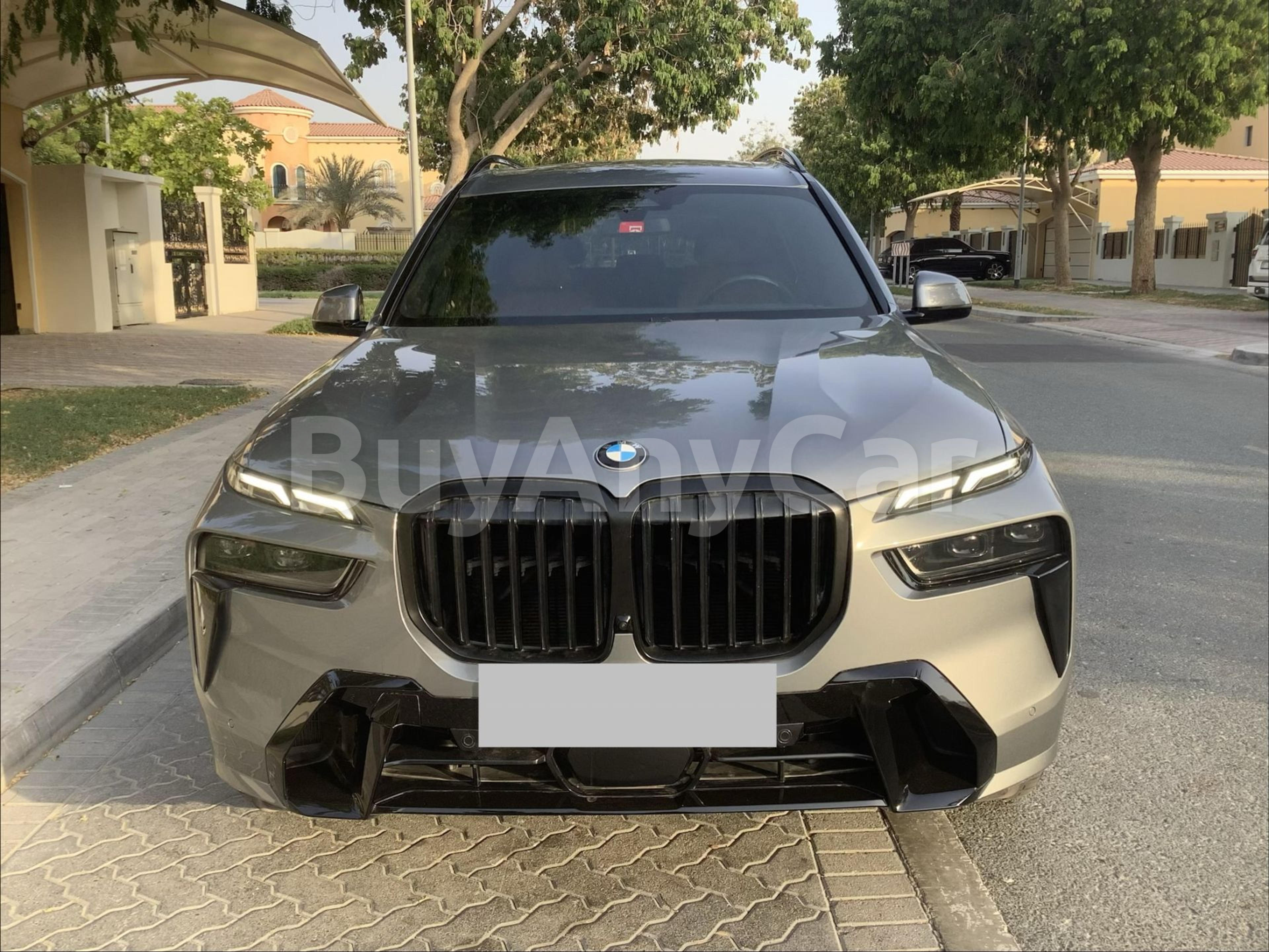 2023 BMW X7