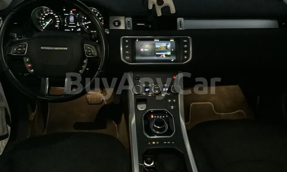 Vehicle photo 9
