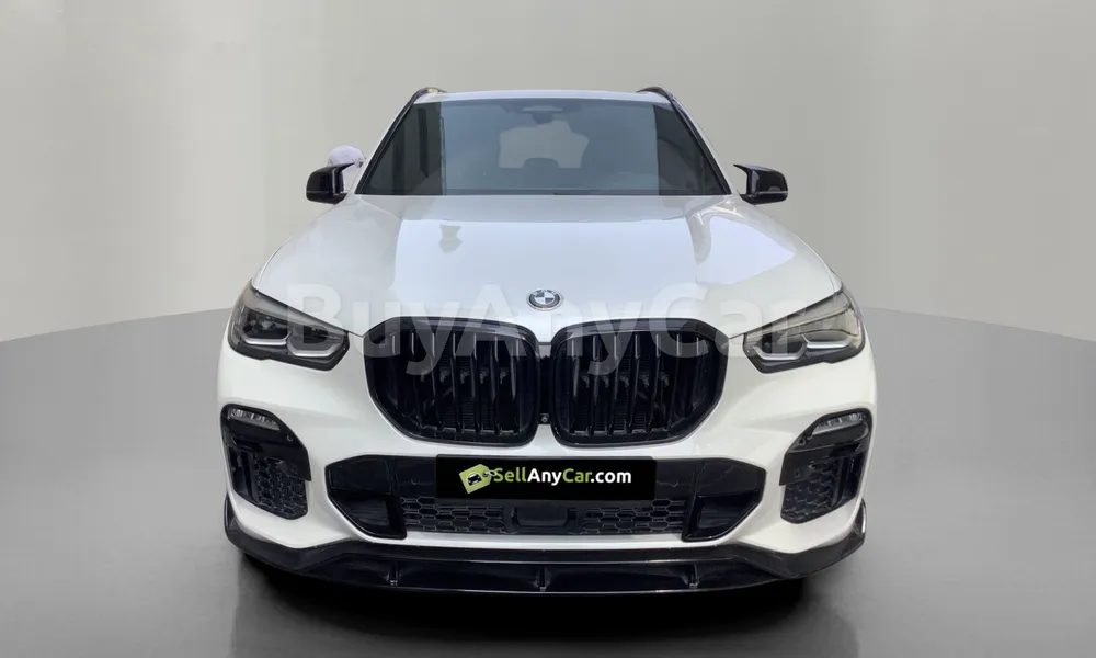 Vehicle photo 1