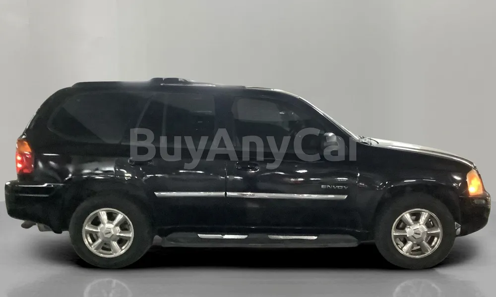 Vehicle photo 3