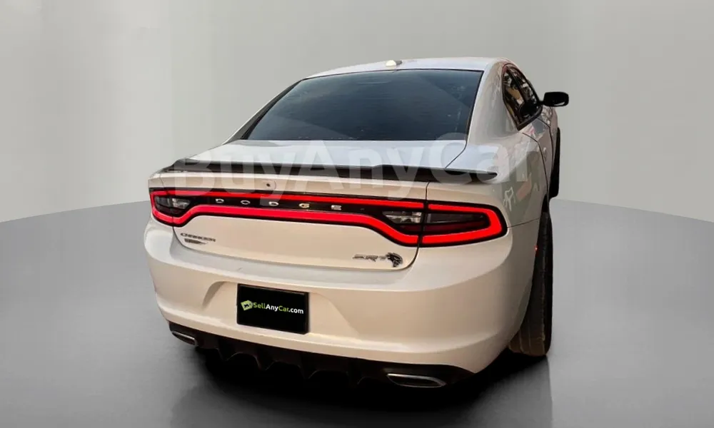Vehicle photo 2