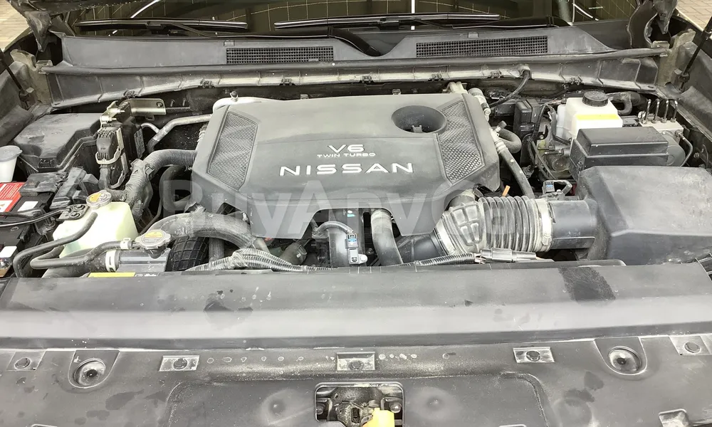 Vehicle photo 4