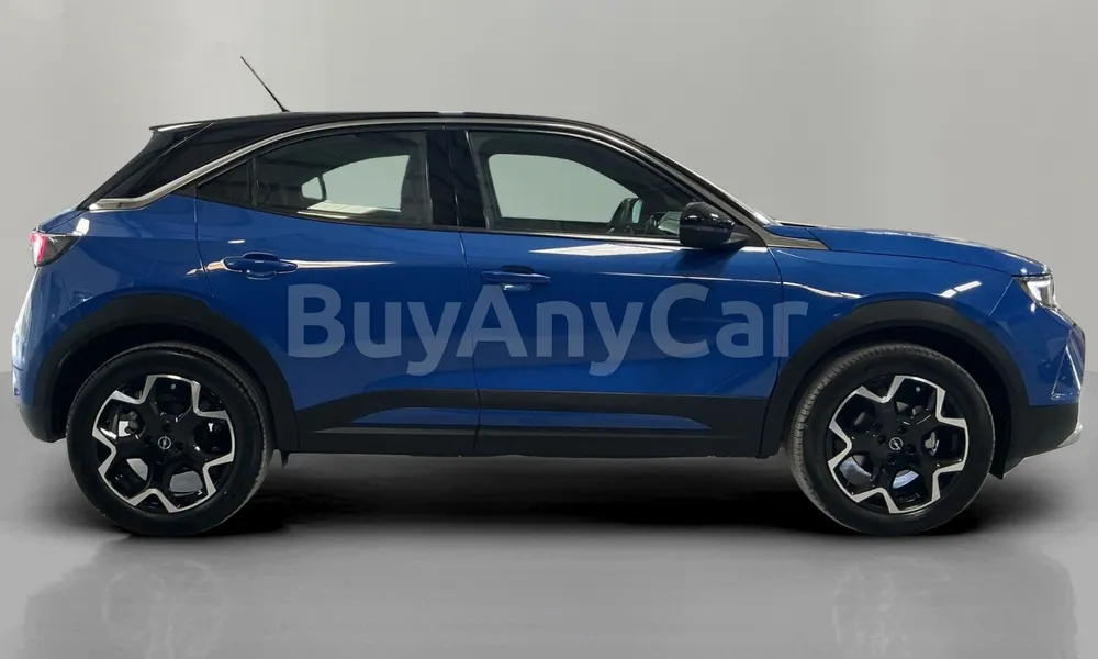 Vehicle photo 3