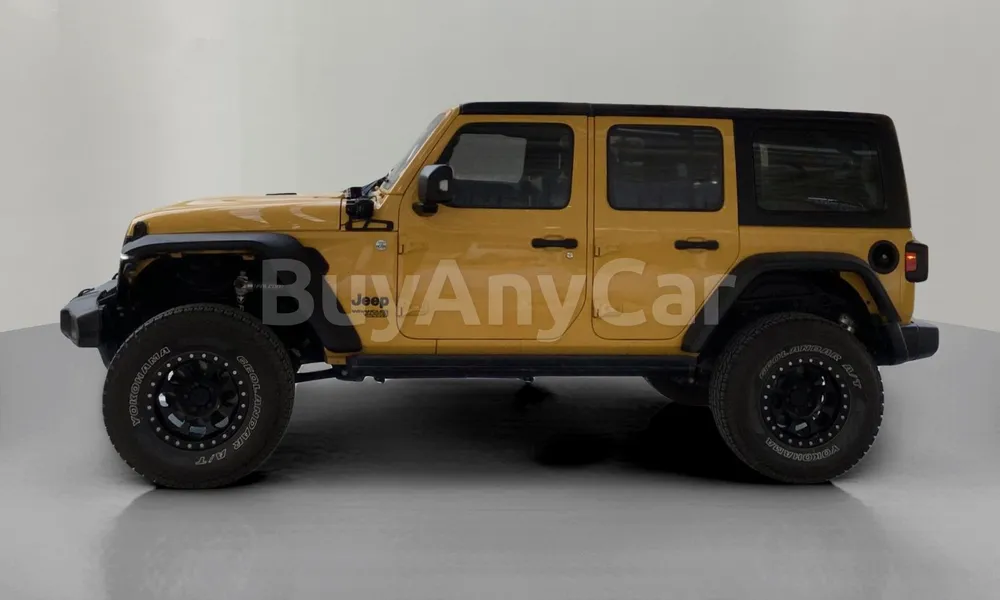 Vehicle photo 4