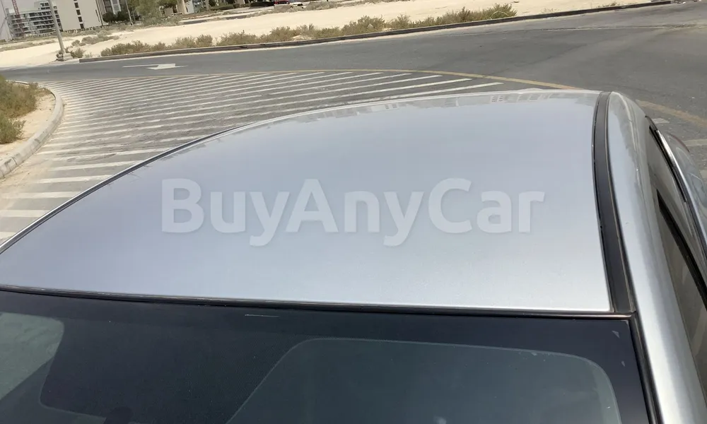 Vehicle photo 5