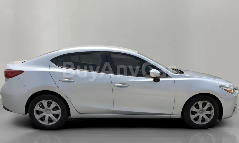 Vehicle photo 3
