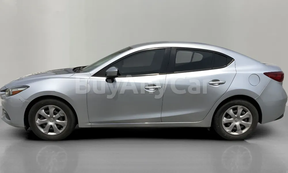 Vehicle photo 4
