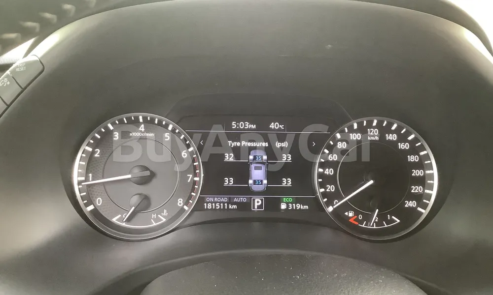 Vehicle photo 8