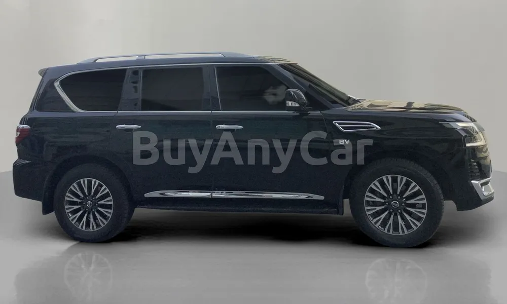 Vehicle photo 3