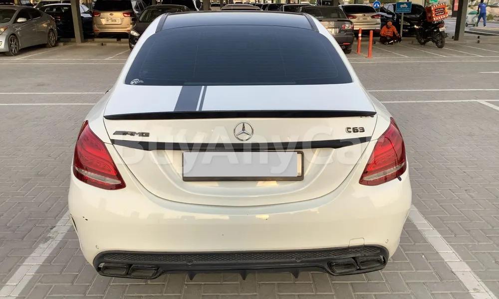 Vehicle photo 3