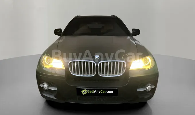 carsDetail