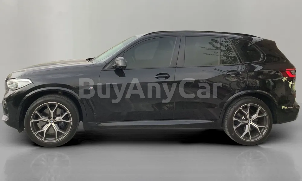 Vehicle photo 4