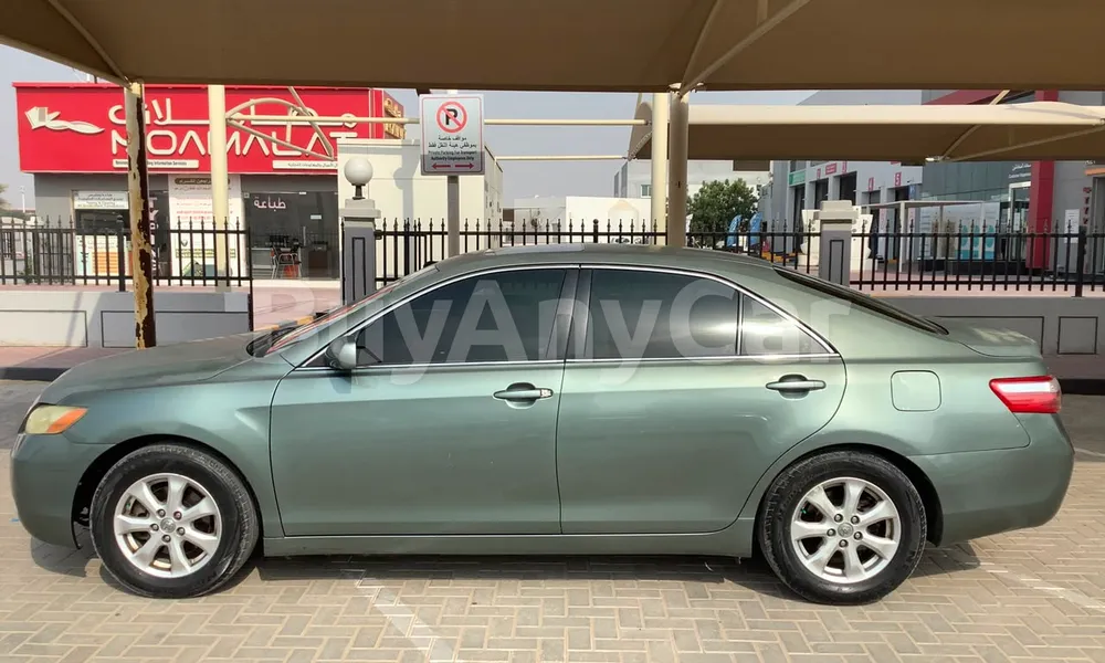 Vehicle photo 5