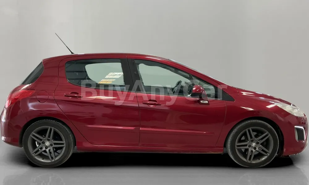 Vehicle photo 3
