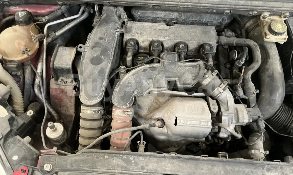 Vehicle photo 6