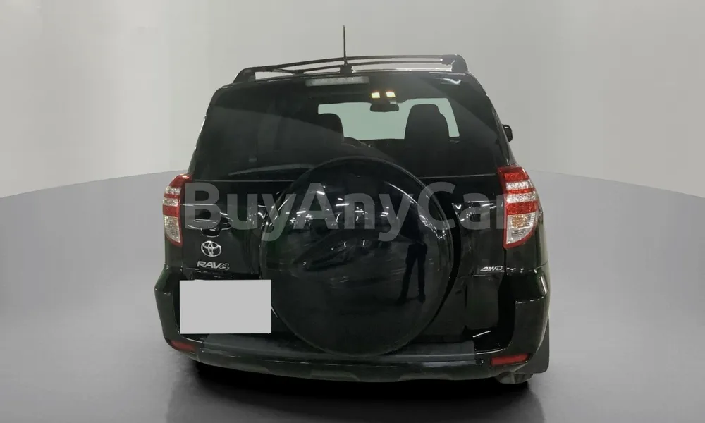 Vehicle photo 2