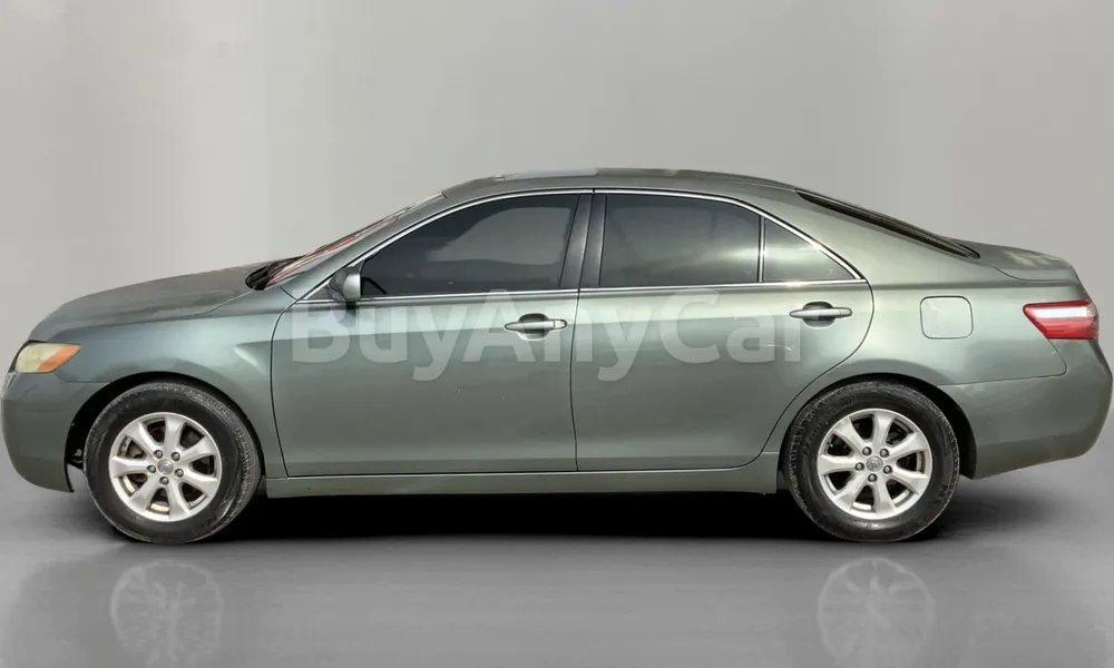 Vehicle photo 5