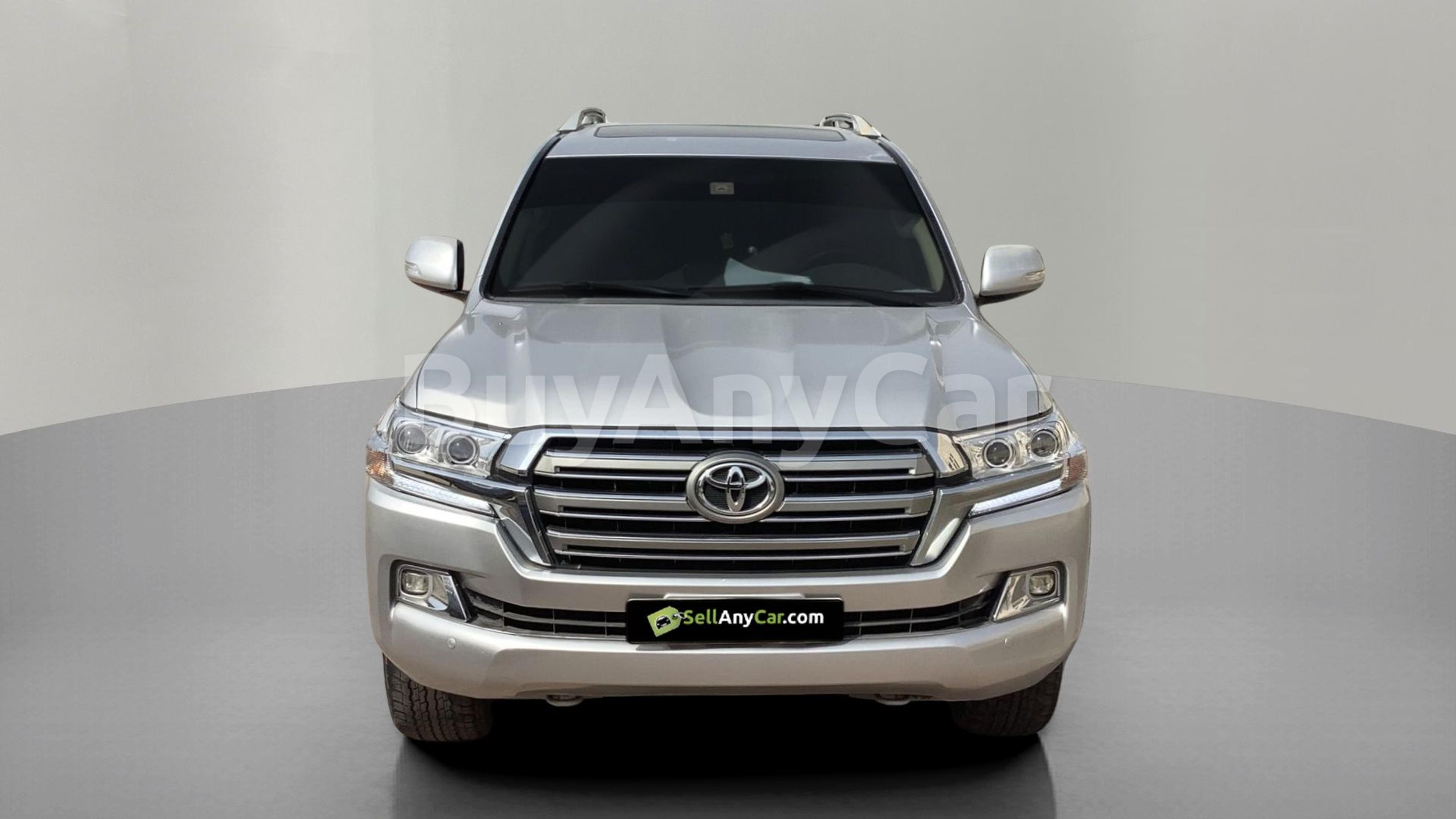 2016 Toyota Land Cruiser